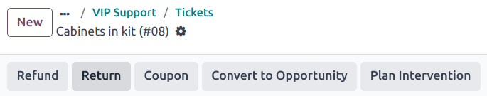 Egy ügyfélszolgálati jegy nézete, ahol a visszaküldés gomb ki van emelve.