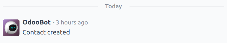 Egy közeli kép egy OdooBot által létrehozott kapcsolati rekord beszélgetési száláról.