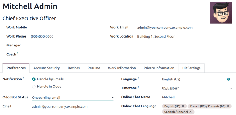 Felhasználói profil nézete az Odoo-ban, kiemelve az Online Chat név mezőt.